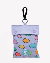 Cargar imagen en el visor de la galería, Chubasquero Dukier para Mascotas Clouds