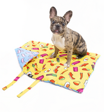 Cargar imagen en el visor de la galería, Dukier manta chuches Manta enrollable resistente para mascotas-Manta acolchada para comodidad de perros-Manta reversible con diseño a juego-Manta plegable para viajes con mascotas-Manta lavable a maquina para limpieza