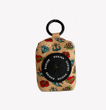 Cargar imagen en el visor de la galería, dukierPorta bolsas de caca para perros con diseño tattoo-Porta bolsas de neopreno para caca de perro-Accesorios para recoger cacas de perro con estilo-Porta bolsas para caca de perro con mosquetón